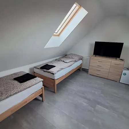 Hotel apartamentowy Noclegi Bielawa 3*