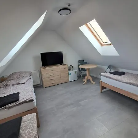 公寓式酒店 Noclegi Bielawa 别拉瓦